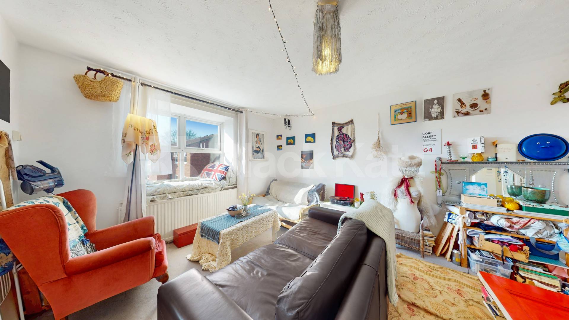 Fantastic two bed located within mins to Camden & Kings Cross Barker Drive, Camden